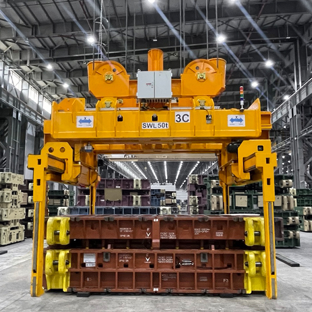 Mold Handling Device